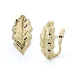 Pendientes 18 x 8 mm en Oro Amarillo 18 Quilates Hoja Tallada