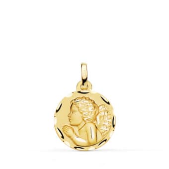 Medalla Bebé 16 mm Oro Amarillo 18 Quilates "Ángel Niño Piadoso" Tallado