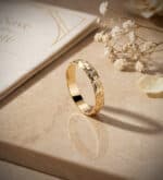 Alianza de 4 mm en Oro Amarillo 18K Tallado Diamantado - Imagen 2