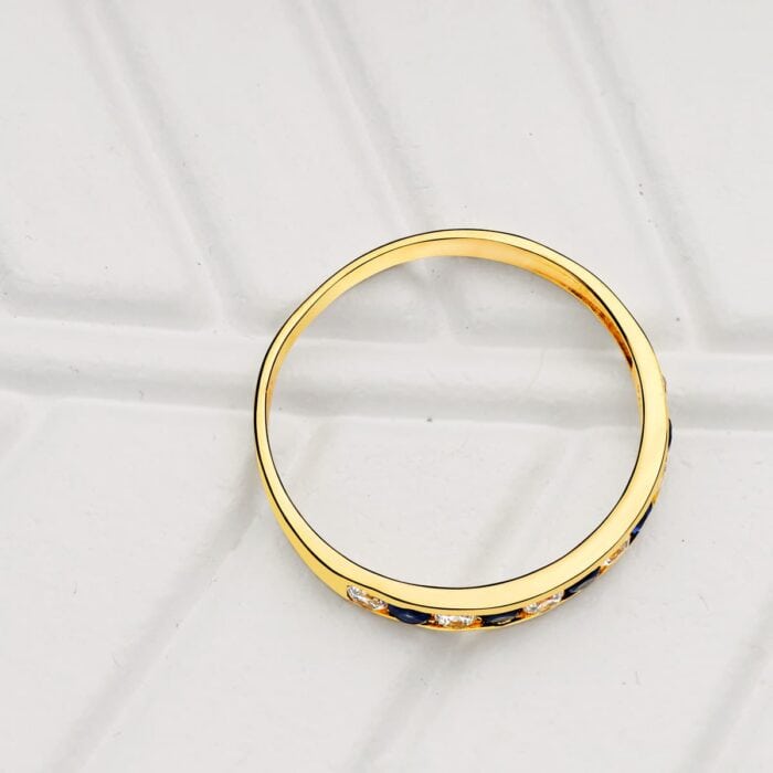 Anillo Media Alianza en Oro Amarillo 18K Ancho 2,5 mm con Circonitas Aguamarina Anillo Media Alianza en Oro Amarillo 18K Ancho 2,5 mm con Circonitas Aguamarina - Imagen 2