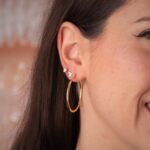 Pendientes Aro Tubular Liso 34 x 2 mm en Oro Amarillo de 18K - Imagen 2