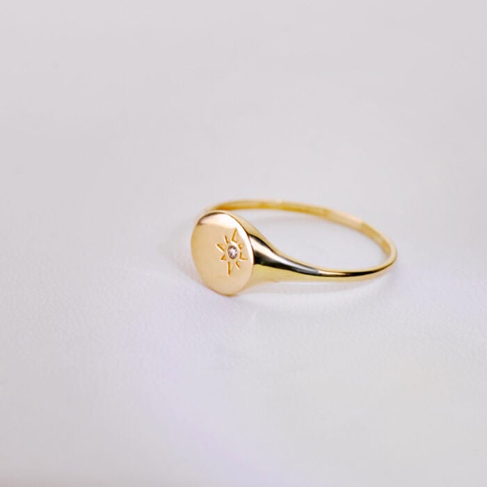 Anillo 8 x 8 mm Oro Amarillo 18K Sol con Circonita - Imagen 2