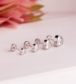 Pendientes Bebé 4mm Oro Blanco 18K Corazón Circonita - Imagen 2