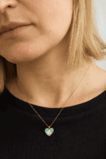 Medalla Corazón Bebé 14 mm Ángel Burlón en Oro Amarillo 18K - Imagen 2