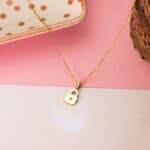 Colgante Candado de 14 x 9 mm Oro Amarillo 18K - Imagen 2