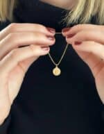 Medalla Bebé Angelito 14 mm Oro Amarillo 18K "Yo Te Cuidaré" - Imagen 2