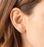 Pendientes Redondos 5 mm Oro Amarillo 18K Tuerca - Imagen 2