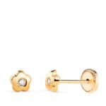 Pendientes Bebé 4 mm en Oro Amarillo 18 Quilates Flor Lisa con Circonita