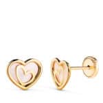 Pendientes Corazón 9 x 7 mm en Oro Amarillo de 18 Quilates y Nácar
